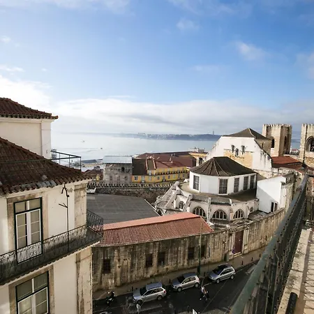 Akicity Alfama Radiant Apartament *