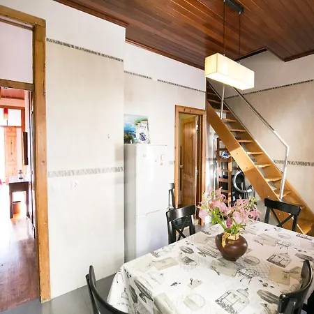 Akicity Alfama Radiant Apartament *